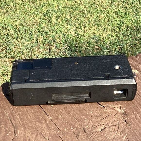 Vintage Argus Pocket Carefree 110 Film Camera Photography Collectible NOT Tested - Picture 5 of 5